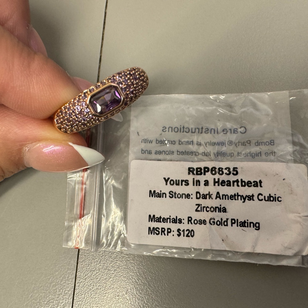 BP OG “Yours in a Heartbeat” size 11